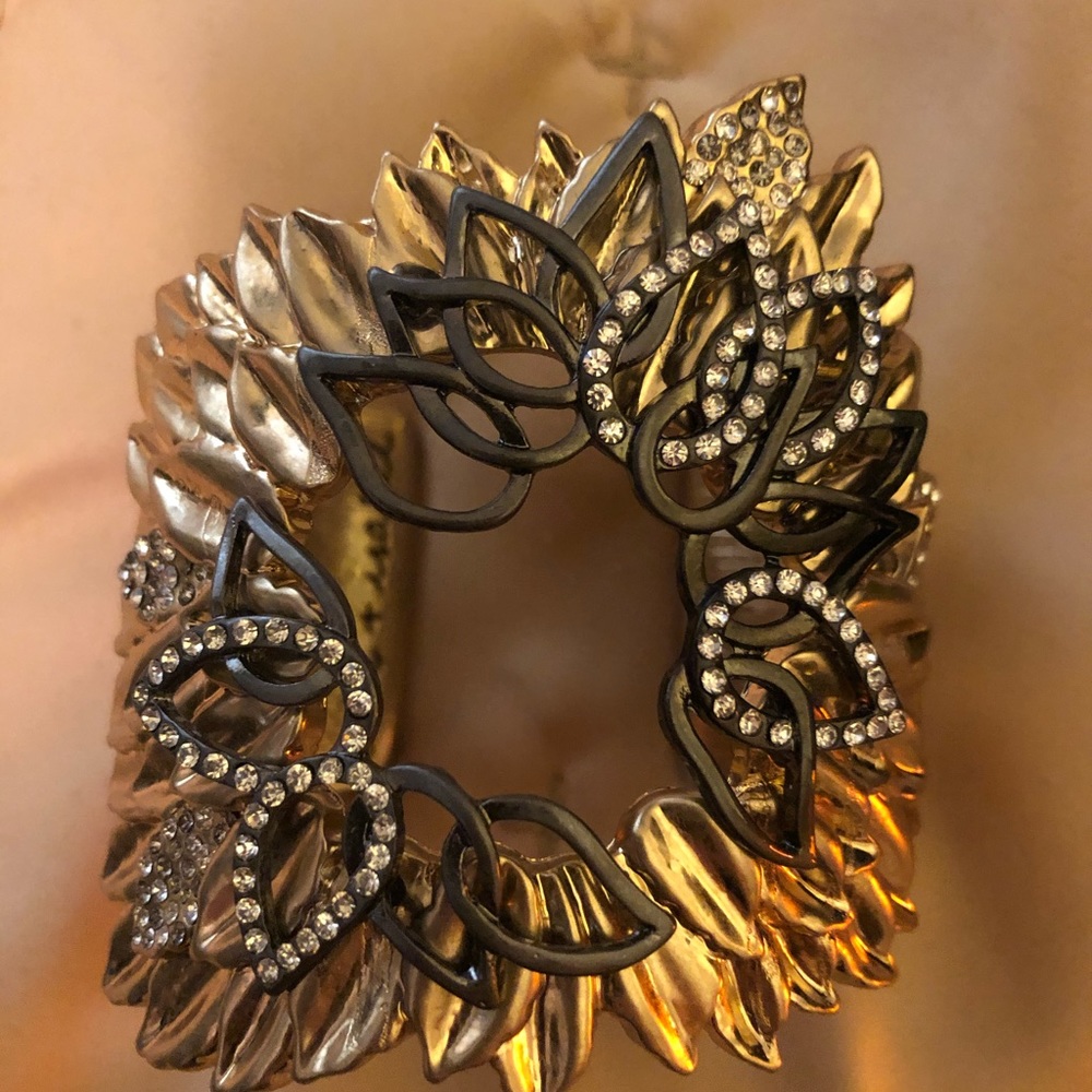 Cuff bracelet